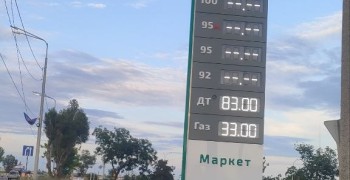 Всё под контролем», но бензин приходится искать: что происходит на заправках Мариуполя
